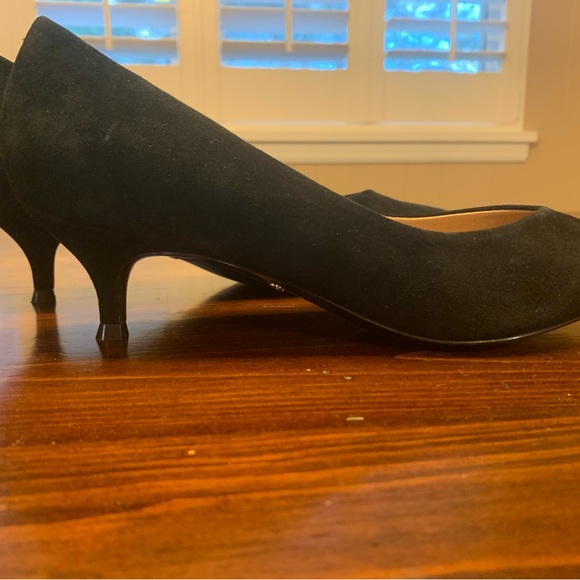 Vionic Dress Shoe “Josie” 9.5 wide - Picture 2 of 3